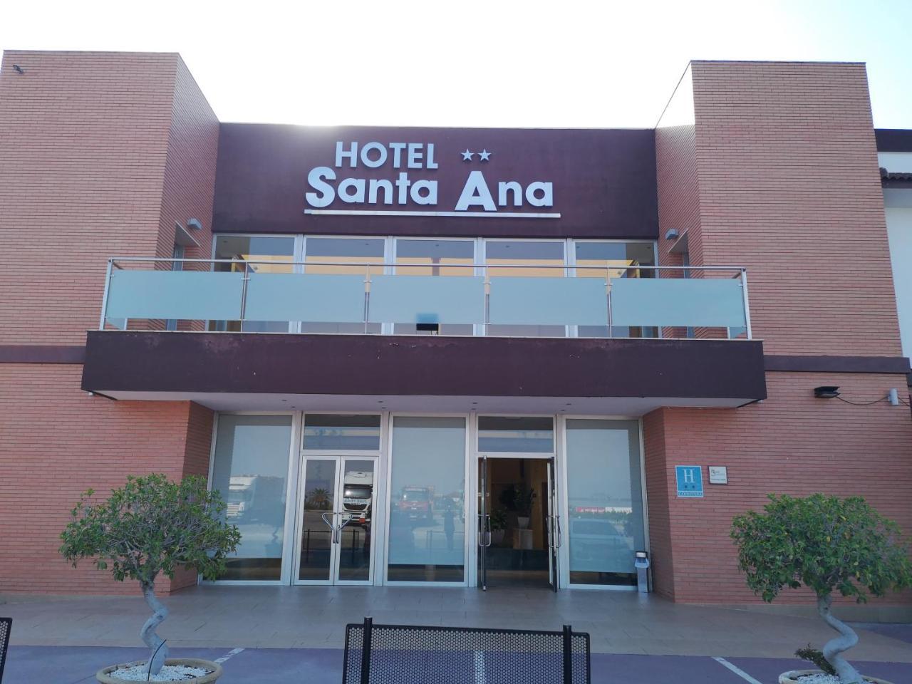 Hotel Santa Ana ラ・カルロータ エクステリア 写真